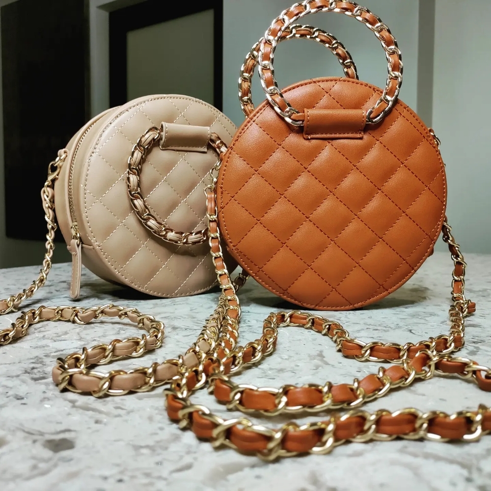 Quilted crossbody bag